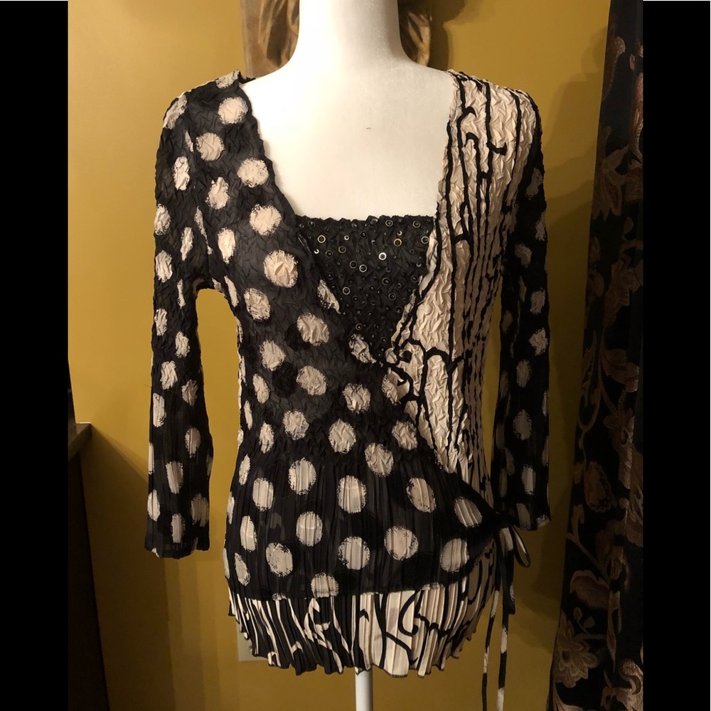Unique top/blouse